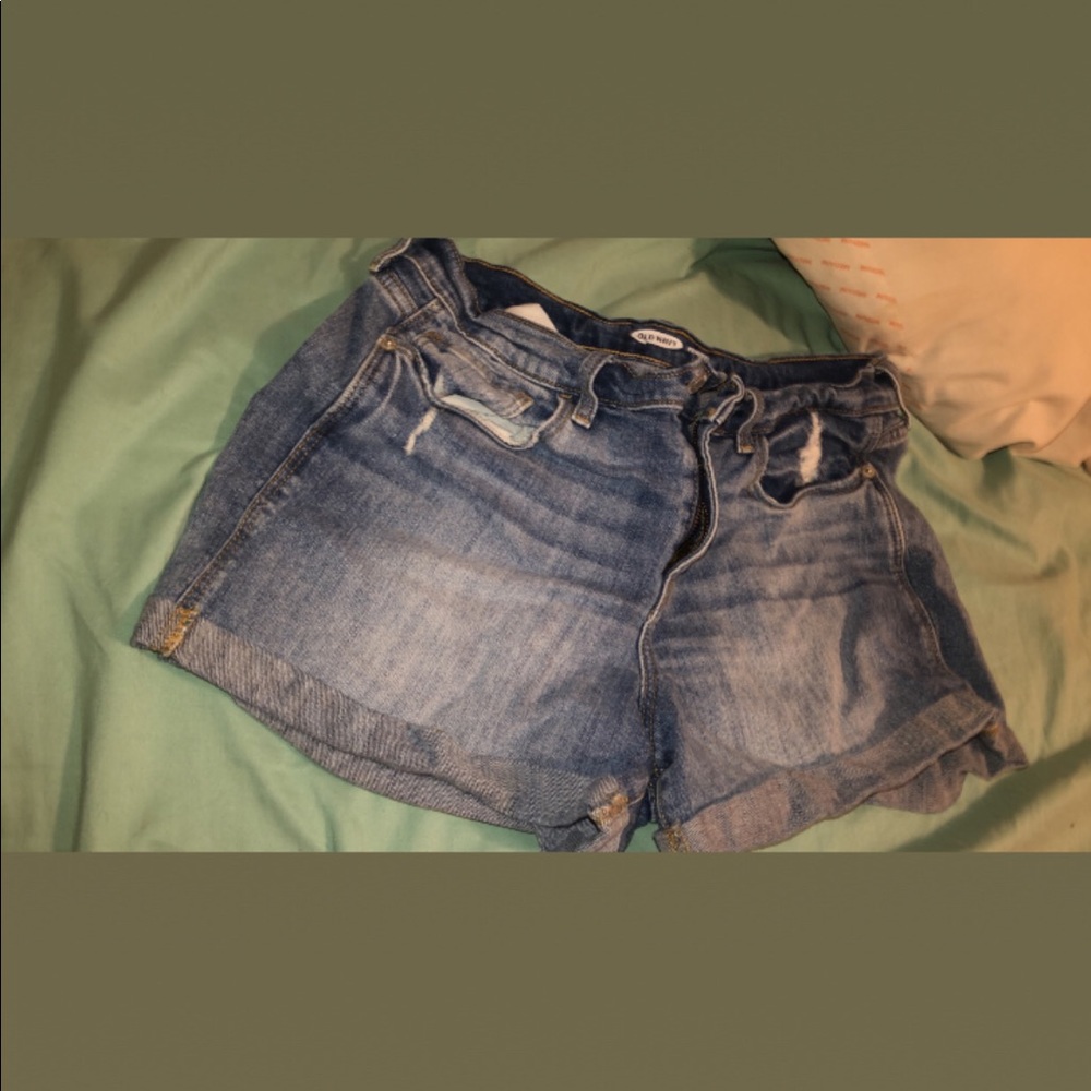 Old  navy boyfriend shorts